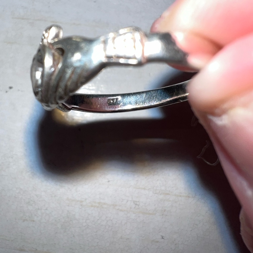 Sterling Silver 🍀Irish Claddagh Ring 💍 - Picture 4 of 4
